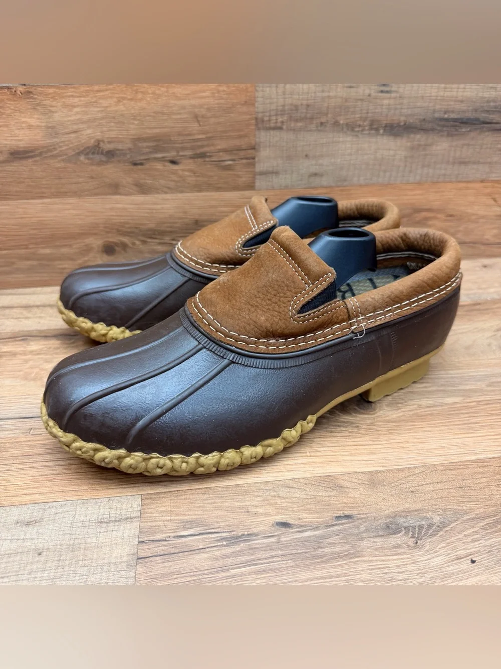 LL Bean Bean Boots Shoes Mens Size 9 Medium Brown Rubber Duck Moc Made USA Maine